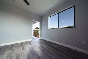 333 NW 41st St, Oakland Park, FL 33309 - Photo 25