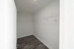 333 NW 41st St, Oakland Park, FL 33309 - Photo 13