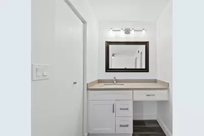 822  Crystal Lake Dr, Unit #822, Deerfield Beach, FL 33064 - Photo 11