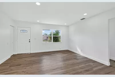 291 NW 7th Court, Deerfield Beach, FL 33441 - Photo 9