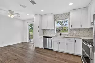 291 NW 7th Ct, Deerfield Beach, FL 33441 - Photo 3