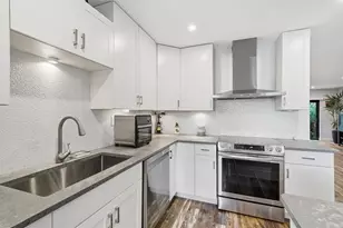 261 NE 16th Pl, Fort Lauderdale, FL 33305 - Photo 13