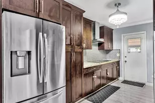 12755 NW 1st Ave, North Miami, FL 33168 - Photo 9