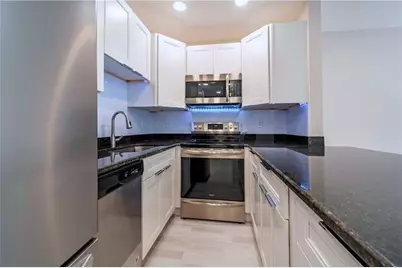 628 NE 8th Ave, Unit #1, Fort Lauderdale, FL 33304 - Photo 5