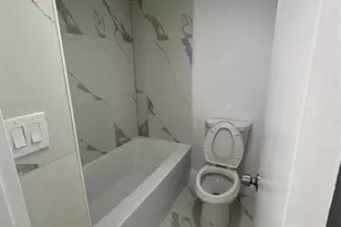 20301 W Country Club Dr Unit, Aventura, FL 33180 - Photo 21