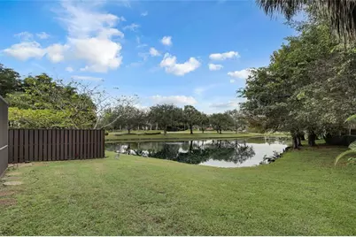 10481 NW 17th St, Plantation, FL 33322 - Photo 29