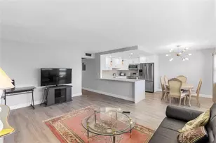 3064 Ventnor P, Deerfield Beach, FL 33442 - Photo 3