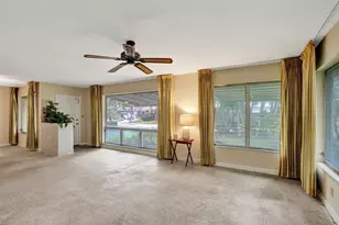 1892 NE 33rd St, Oakland Park, FL 33306 - Photo 7