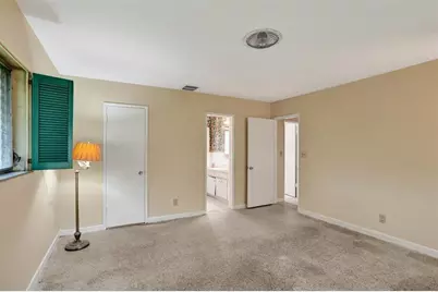 1892 NE 33rd St, Oakland Park, FL 33306 - Photo 31