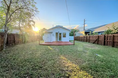 521 S 24th Ave, Hollywood, FL 33020 - Photo 3