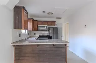 521 S 24th Ave, Hollywood, FL 33020 - Photo 9