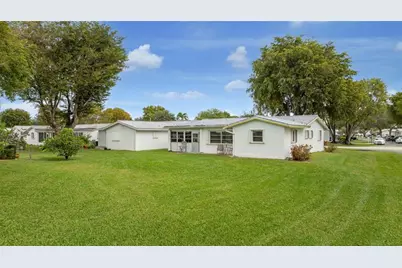 1251 NW 90th Dr, Plantation, FL 33322 - Photo 3