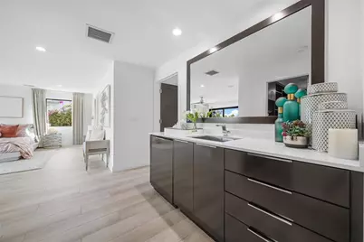 737 NE Boca Bay Colony Dr, Boca Raton, FL 33487 - Photo 25