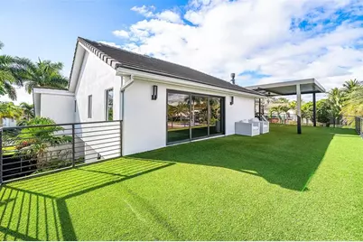 737 NE Boca Bay Colony Dr, Boca Raton, FL 33487 - Photo 51