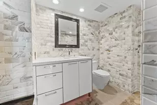 347 N New River Dr E, Fort Lauderdale, FL 33301 - Photo 37