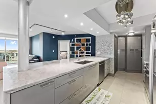 347 N New River Dr E, Fort Lauderdale, FL 33301 - Photo 3