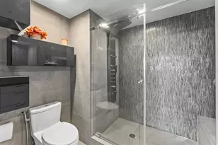 347 N New River Dr E, Fort Lauderdale, FL 33301 - Photo 29