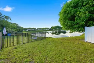 23367 Boca Trace Dr, Boca Raton, FL 33433 - Photo 29