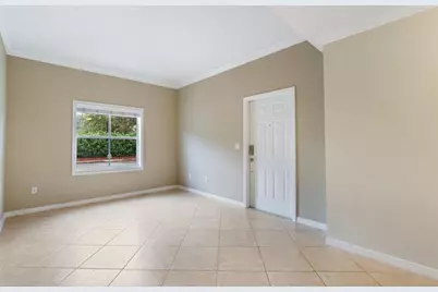 4943 N Harbor Isles Dr, Fort Lauderdale, FL 33312 - Photo 11