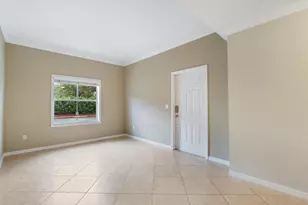 4943 N Harbor Isles Dr, Fort Lauderdale, FL 33312 - Photo 11