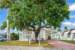 8531 SW 20th Ct, Davie, FL 33324 - Photo 13