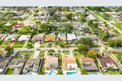 1918 N 39th Ave, Hollywood, FL 33021 - Photo 43