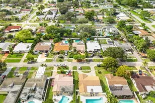 1918 N 39th Ave, Hollywood, FL 33021 - Photo 43