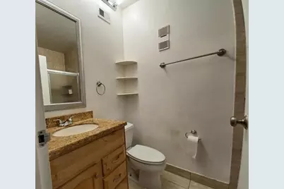 301 N Pine Island Rd, Unit #216, Plantation, FL 33324 - Photo 9