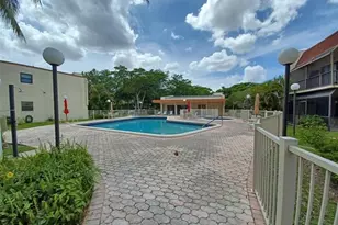 301 N Pine Island Rd, Plantation, FL 33324 - Photo 13