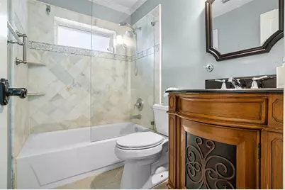 1427  Seagrape Cir, Weston, FL 33326 - Photo 23