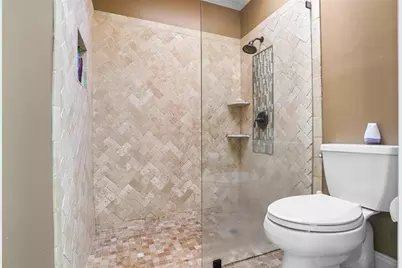 1427  Seagrape Cir, Weston, FL 33326 - Photo 29