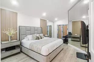 1427 Seagrape Cir, Weston, FL 33326 - Photo 25