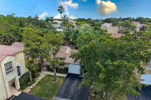 1427 Seagrape Cir, Weston, FL 33326 - Photo 37