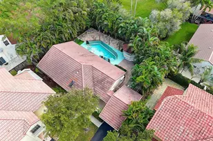 1427 Seagrape Cir, Weston, FL 33326 - Photo 39