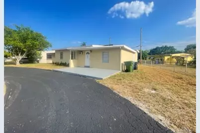 1000 NW 11th Ct, Fort Lauderdale, FL 33311 - Photo 5