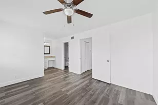 822 Crystal Lake Dr, Deerfield Beach, FL 33064 - Photo 11