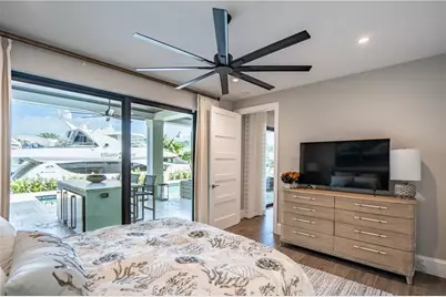 2349 NE 24th St, Lighthouse Point, FL 33064 - Photo 51