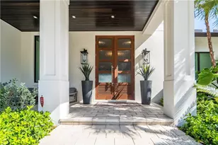 2349 NE 24th St, Lighthouse Point, FL 33064 - Photo 7