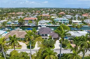 2349 NE 24th St, Lighthouse Point, FL 33064 - Photo 3