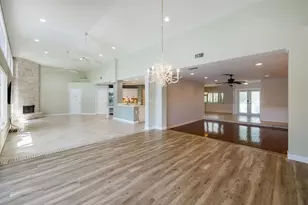 2432 NE 22nd Ave, Lighthouse Point, FL 33064 - Photo 11