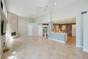 2432 NE 22nd Ave, Lighthouse Point, FL 33064 - Photo 9