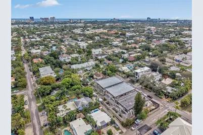 390 NE 10th Ave, Fort Lauderdale, FL 33301 - Photo 41