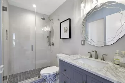 390 NE 10th Ave, Fort Lauderdale, FL 33301 - Photo 15