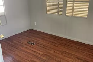 8551 SW 22nd St, Davie, FL 33324 - Photo 7