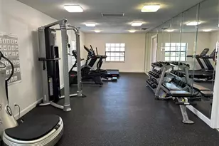 130 Cypress Club Dr, Pompano Beach, FL 33060 - Photo 29