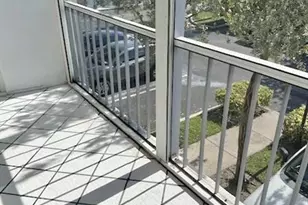 130 Cypress Club Dr, Pompano Beach, FL 33060 - Photo 25