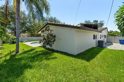 2181 NE 62nd St, Fort Lauderdale, FL 33308 - Photo 23