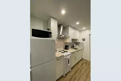 902 NE 38th Street, Unit #2, Oakland Park, FL 33334 - Photo 5