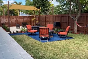 902 NE 38th St, Oakland Park, FL 33334 - Photo 15