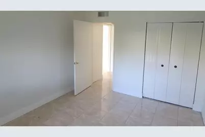 9421 SW Evergreen Pl, Unit #102, Davie, FL 33324 - Photo 21